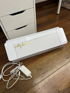Silhouette Cameo 4 with Bluetooth Smart Vinyl Electric Cutter for DIY