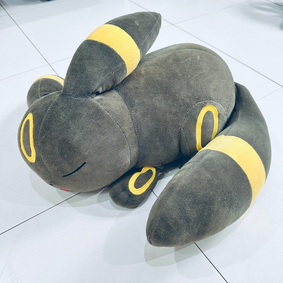 Sleeping umbreon 2025