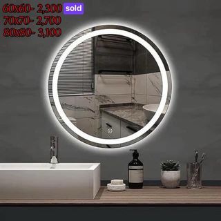 Smart mirror with 3-color lighting function