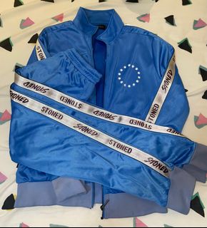 (Category: ) located in . Submitted by menarithriftstoree (Listing ID 1291882639, Image 1). Description: .