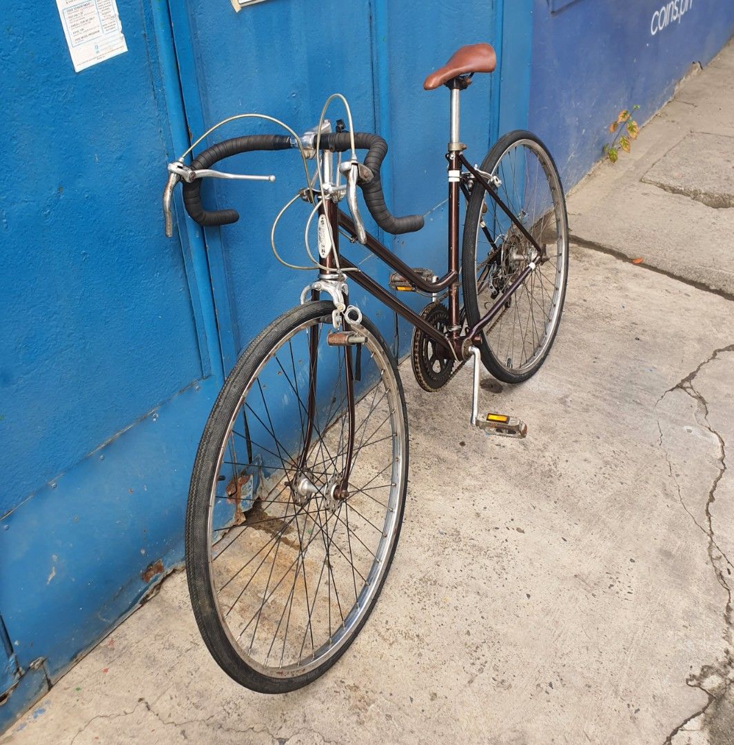 Vintage Schwinn Varsity bike Sports Equipment Bicycles Parts