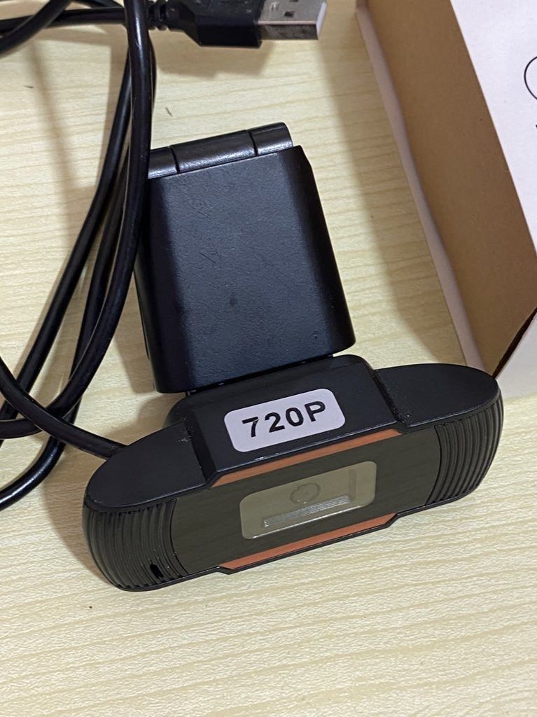 webcam 780 resolution (Category: Webcams) located in Lingayen. Submitted by imbeedc (Listing ID 1291788966, Image 2). Description: 𓏔 onhand and ready to ship 𓏔 good condition 𓏔 with built in microphone 𓏔 usb type compatible to pc and laptop 𓏔 for online class and other online meetings mop: gcash mod: sco, direct jnt.