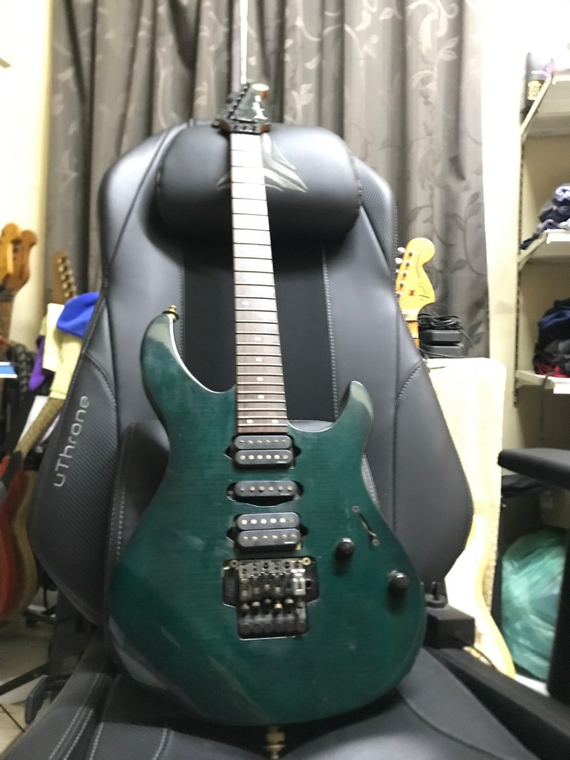 Yamaha pacifica 821d