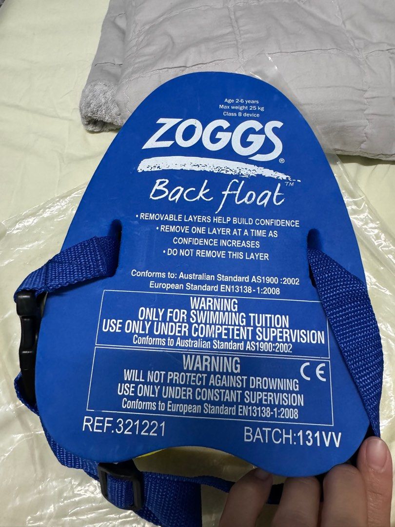 Zoggs back float swimming