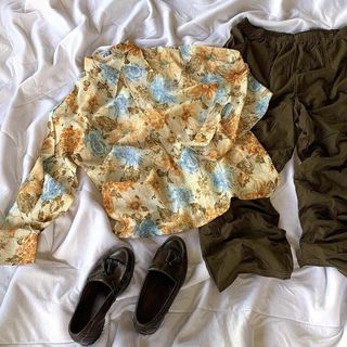 (Category: ) located in . Submitted by cbbsavailableitems (Listing ID 1291910202, Image 1). Description: .
