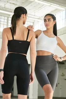 （分類：）位於 。 由 nightglowshop_yogastudio 提交（商品編號 1291971656，圖片 1）。簡介： 。