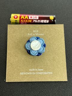 Blue flower pin