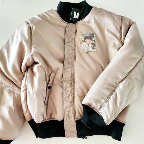 BTS ジョングク　golden bomber jacket (XL) Jungkook #Golden #BomberJacket Oversized Bomber Jacket
