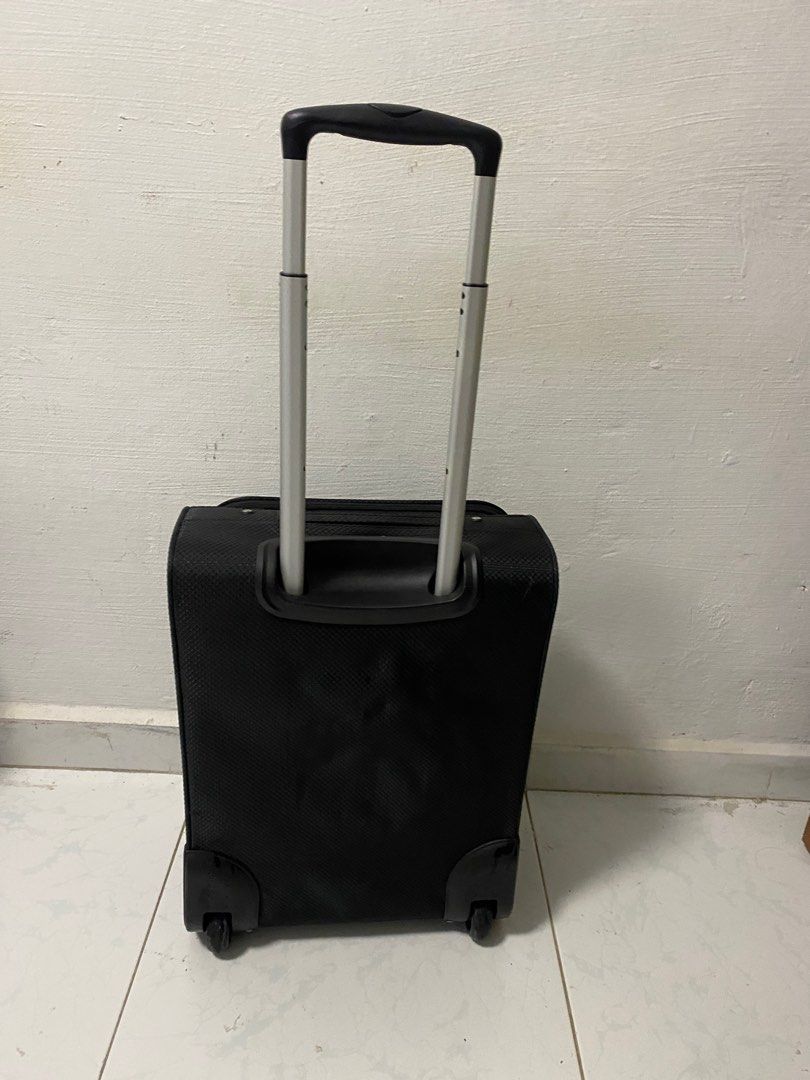 Cabin Luggage, 10kg to 15kg, Hobbies & Toys, Travel, Luggage on Carousell