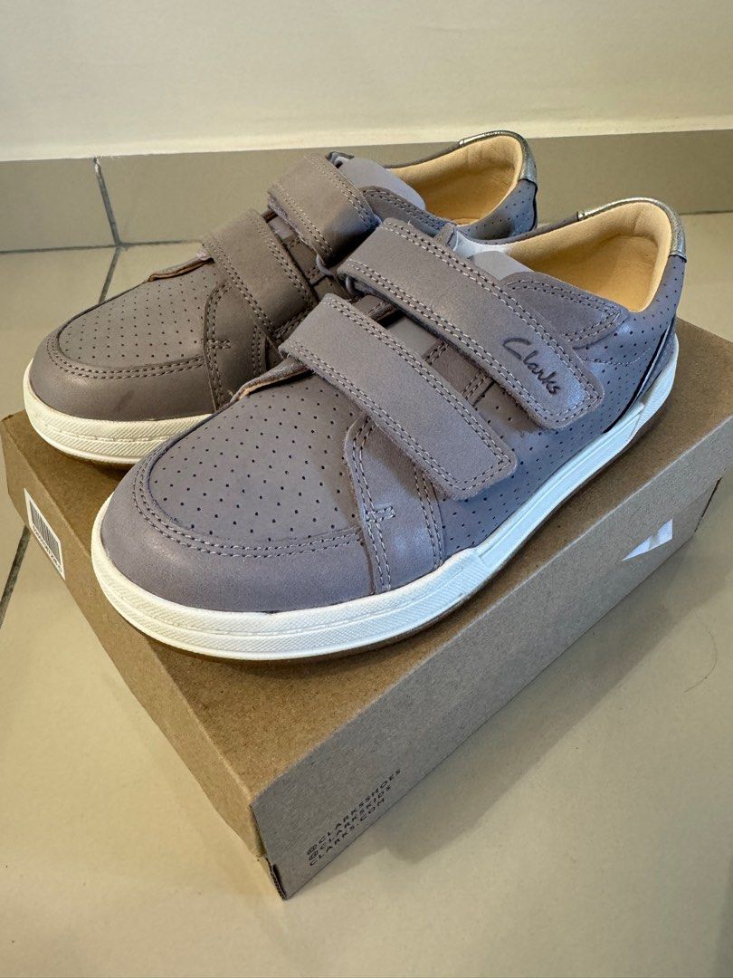 Clarks kids shoes clearance outlet