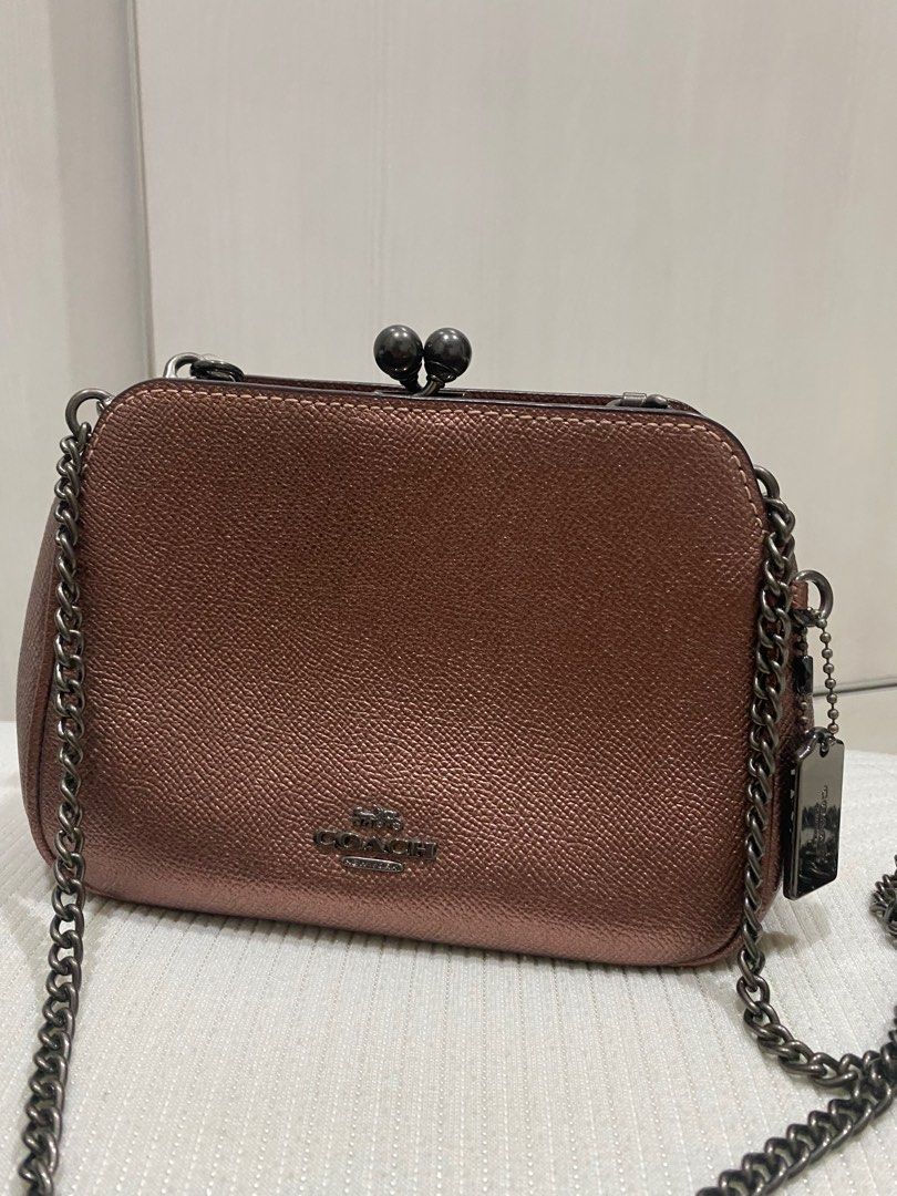Coach pearl kisslock crossbody clearance