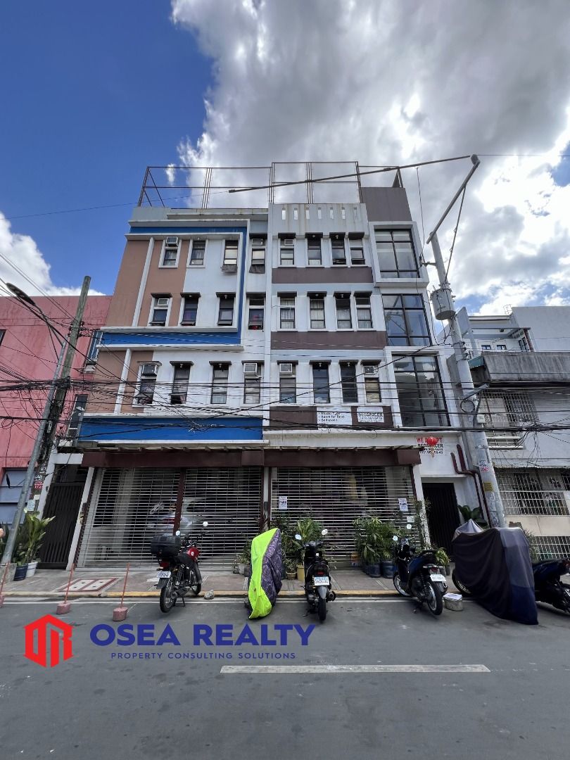 For Sale 4Storey Apartment Building with Roofdeck in Palanan, Makati