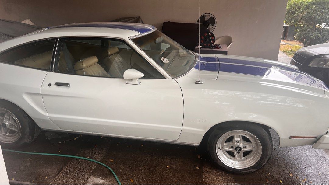 Ford Mustang 2.3 Ecoboost Convertible (A) (Category: Used Cars) located in Manila. Submitted by anniepie2017328 (Listing ID 1291955459, Image 2). Description: Ford Mustang 2, 1976, Automatic, Body hast been restored and painted, V8 Thunderbird Engine installed, many new parts, due to lack of time selling it Project Car – driveable but still needs a few finishing details (mechanic who can do it is available) Ps : PROJECT CAR !! Meaning hindi pa ta