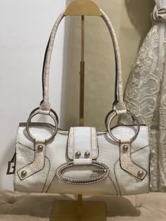 (Category: ) located in . Submitted by stylerph (Listing ID 1292021918, Image 1). Description: .