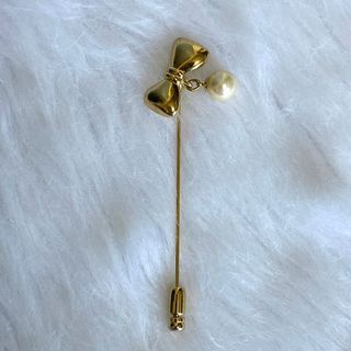 Hanae Mori Vintage Gold Tone Bow Pearl Pin Brooch