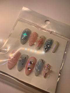 hand made press on nails!