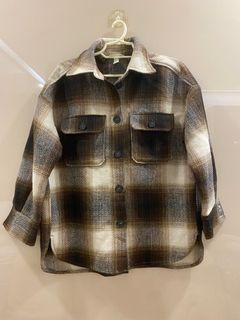 Mapua jacket, Women's Fashion, Coats, Jackets and Outerwear on Carousell