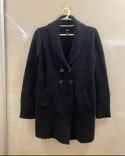 Mapua jacket, Women's Fashion, Coats, Jackets and Outerwear on Carousell