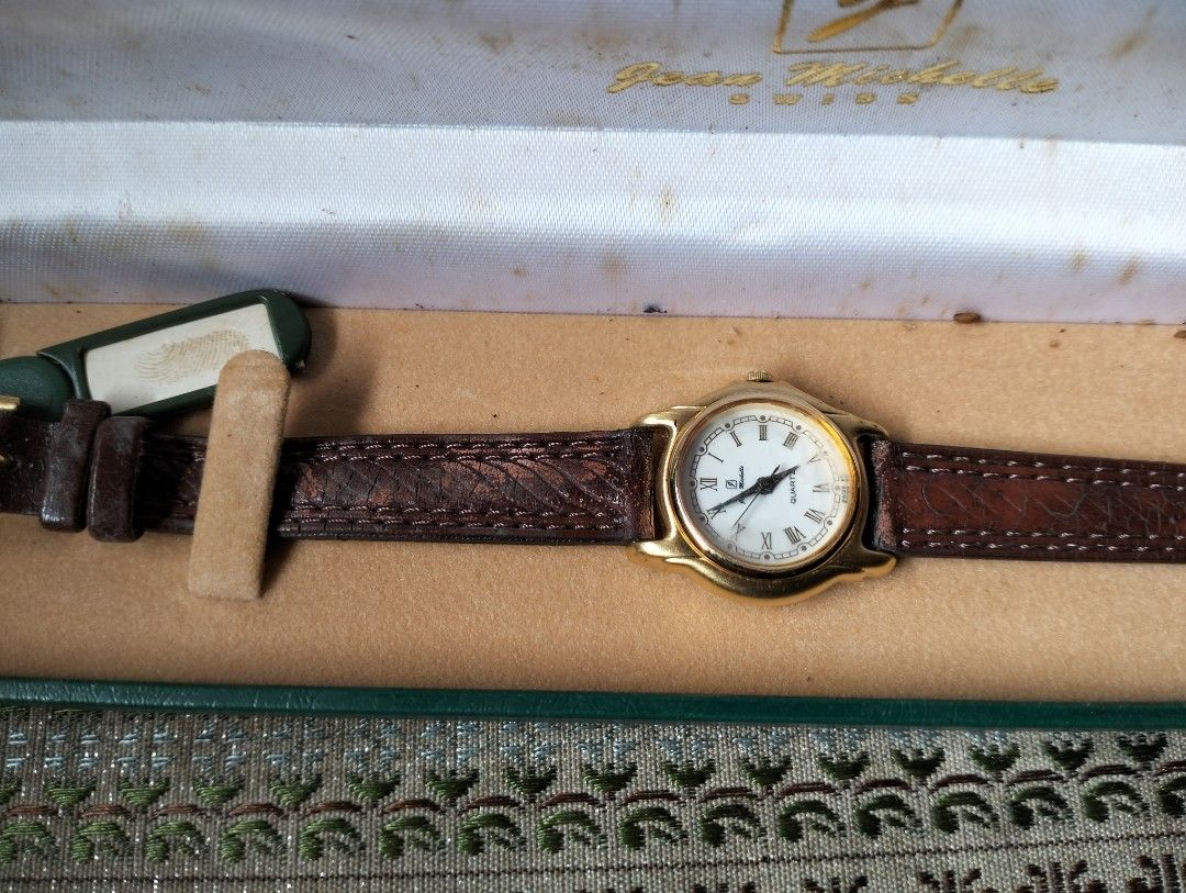Jean Michelle Fesyen Wanita Jam Tangan di Carousell