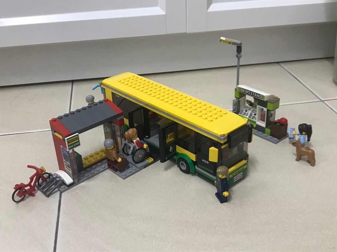 Lego city hotsell 60154 bus station
