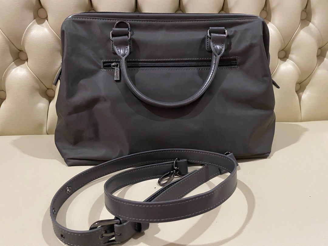 Lipault Paris Bag ORI, Barang Mewah, Tas Dompet di Carousell