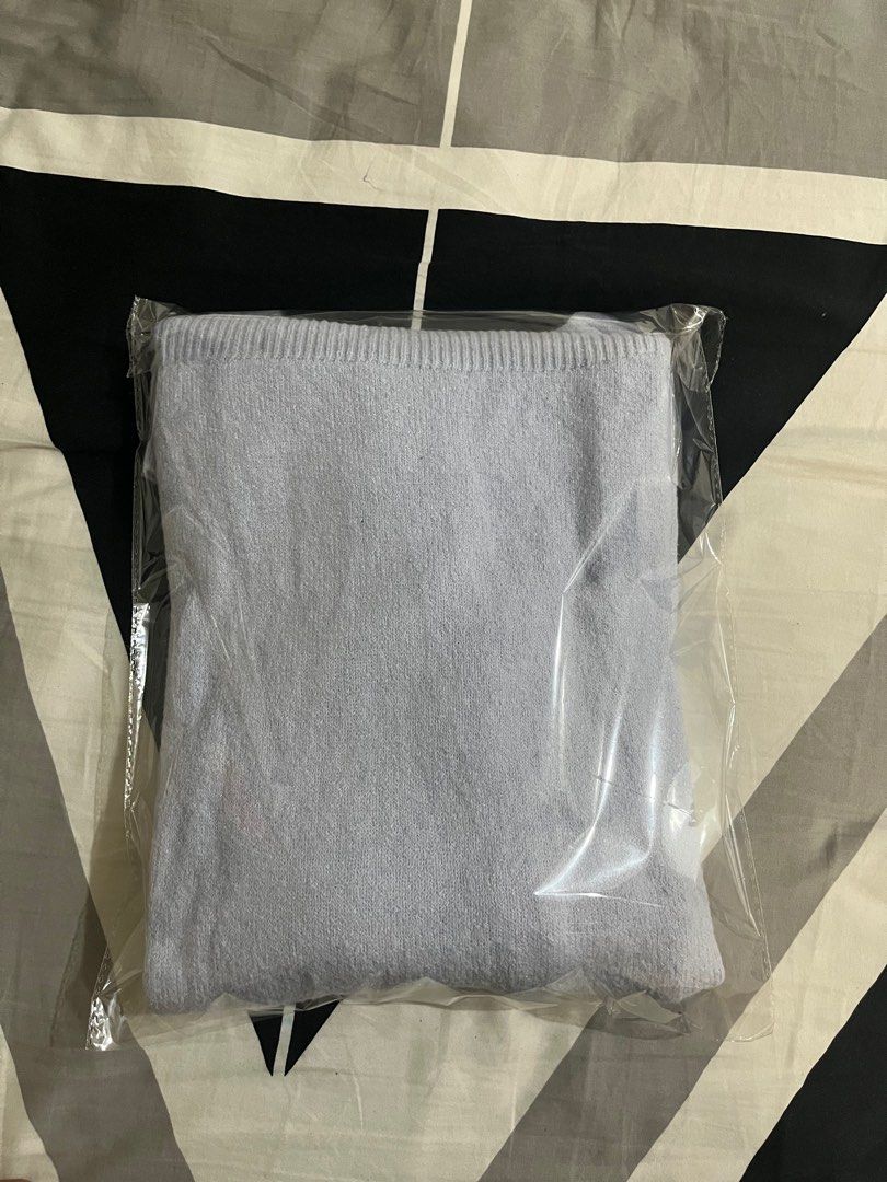 Loft Powder blue longsleeves knit (Category: Longsleeves) located in Pasig City. Submitted by aac2021 (Listing ID 1292021347, Image 3). Description: RFS : Decluttering Dimes : 45-50 inches x 26 inches Can fit from medium to large .
