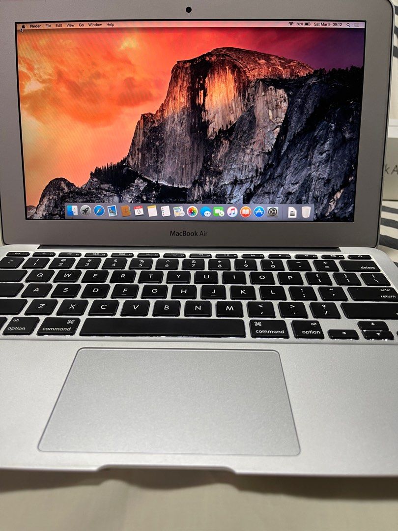 Macbook Mac Book Air 2015 11” (Category: Laptops & Notebooks) located in Pasig City. Submitted by jcs12 (Listing ID 1291897916, Image 2). Description: Macbook Air 2015 Complete Set 11” Silver 128 GB Item is still in very good condition and still looks presentable as seen on the pictures Rfs: upgraded to Macbook Air M2.