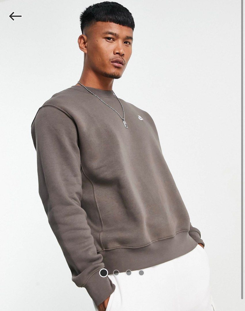 nike club sweatshirt in ironstone brown