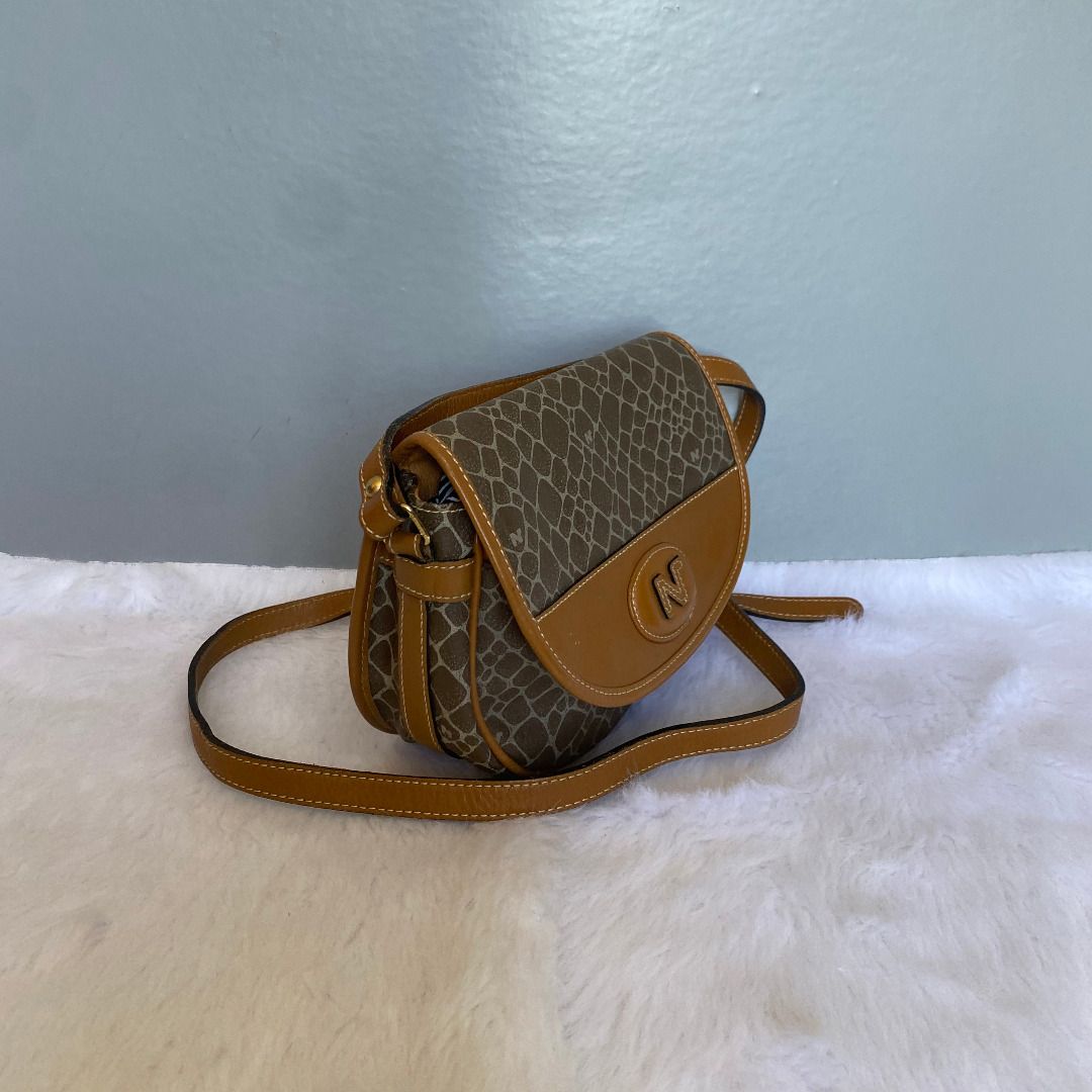 Vintage crossbody discount
