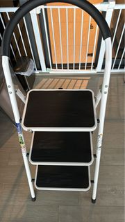 foldable Step Ladder 3 And 4 Steps Black Foldable Step Ladder ...