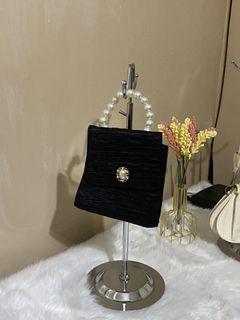 Pearl Handy Bag