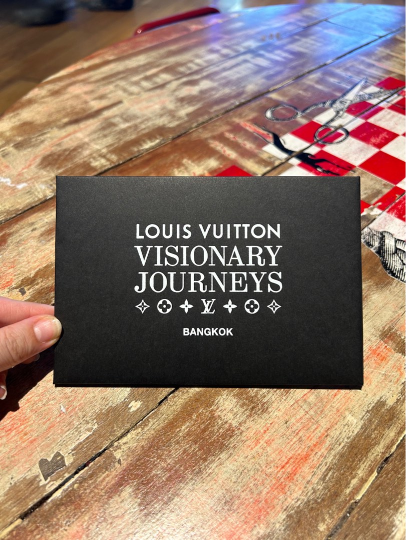 RARE LV postcards set of 4 visionary journeys