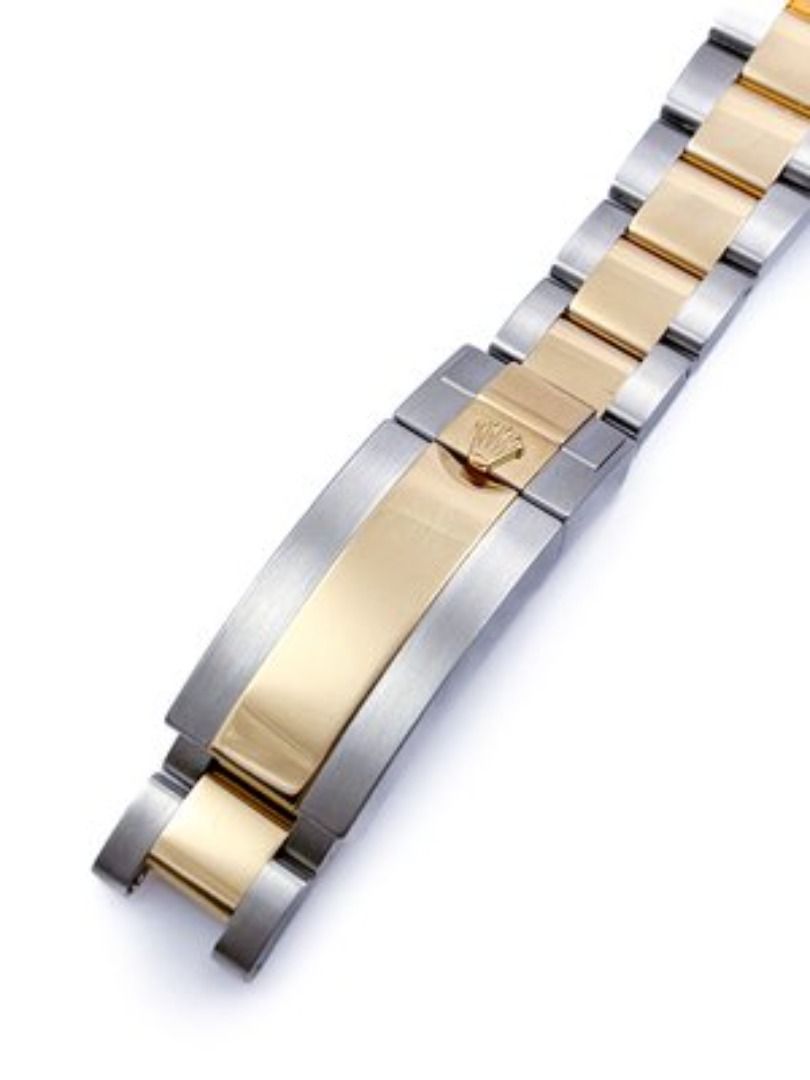 Rolex Oyster Perpetual Date Submariner 18ct Gold and Stainless Steel Mens Wristwatch (Category: Luxury) located in Napier. Submitted by liddledeah30 (Listing ID 1291923676, Image 3). Description: Rolex Oyster Perpetual Date Submariner 18ct Gold and Stainless Steel Mens Wristwatch from 2021 Ref 126613LB with Box and Papers Stock #: 2630 Brand: Rolex Model: Submariner Date/Circa: 2021 Reference Number: 126613LB Case Material: 18ct Gold and Stainles