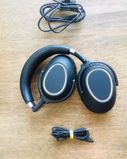 Sennheisser PXC-550 Headphones