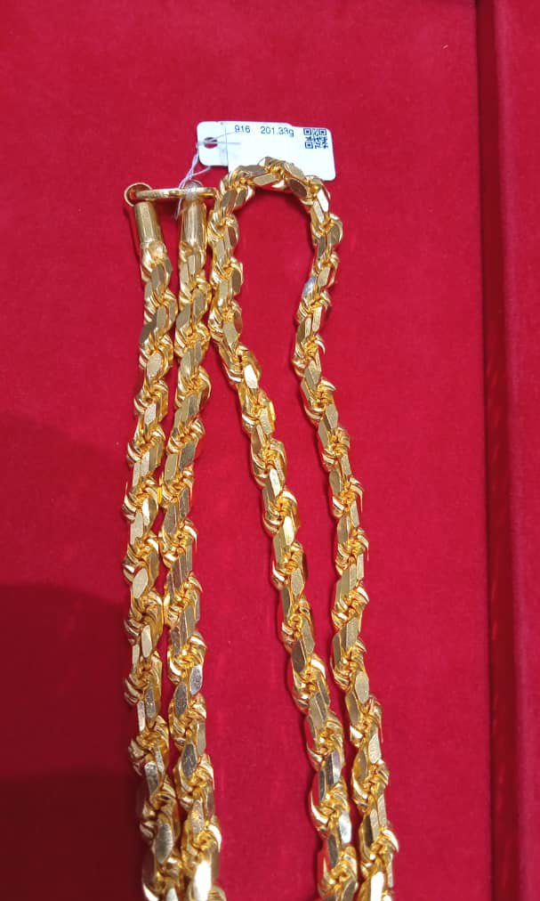 Sk gold chain clearance