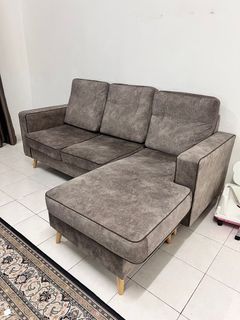 (Category: ) located in . Submitted by _farahwani (Listing ID 1292033352, Image 1). Description: .