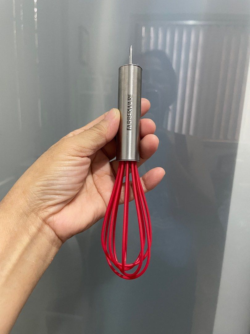 Stainless handle silicone whisk (Category: Bakeware) located in Marikina City. Submitted by lay_away_ok (Listing ID 1291900066, Image 1). Description: Unused.