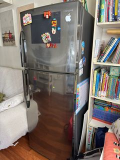 (Category: ) located in . Submitted by thecatinthecap (Listing ID 1291904300, Image 1). Description: .