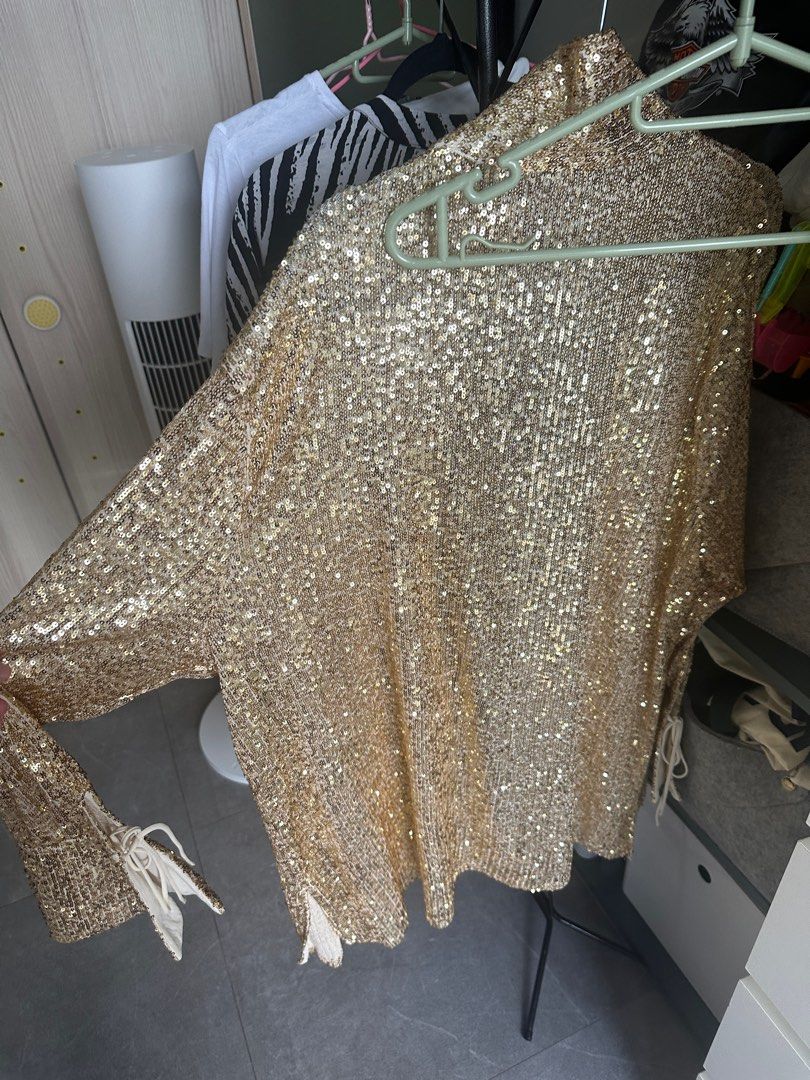 Topshop Sequin Gold Shirt Dress, Women's Fashion, Tops, Shirts on Carousell
