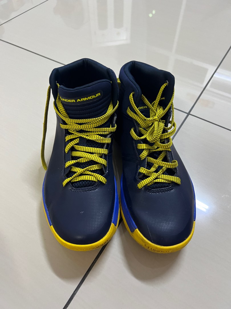 Navy blue under armour basketball shoes clearance