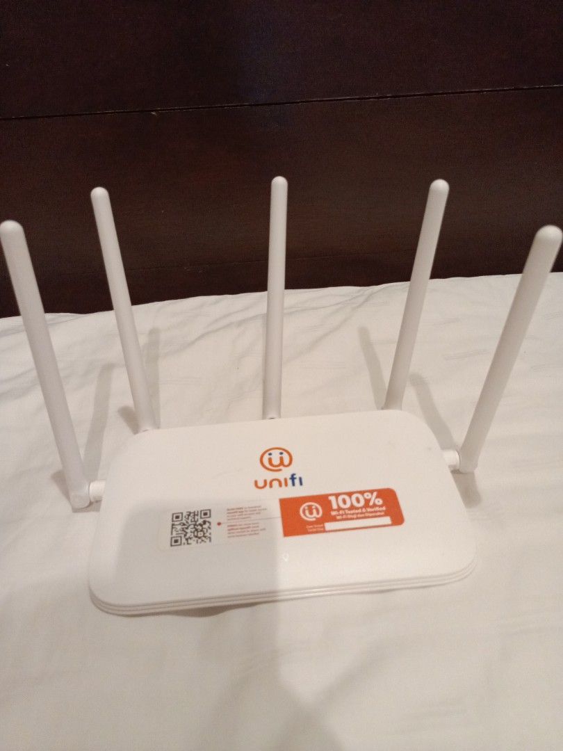 Unifi Router Fiberhome SR1041F Wifi6, Computers & Tech, Parts ...