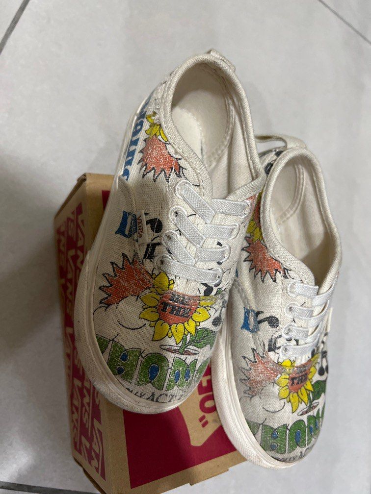 Vans hotsell kids shows