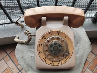 Vintage 80's Rotary telephone