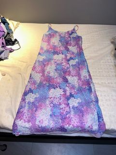 (Category: ) located in . Submitted by yellowed.violets (Listing ID 1292056437, Image 1). Description: .
