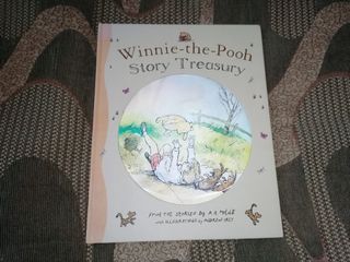 Winnie-the-Pooh Story Treasury (Big Hardcover book)