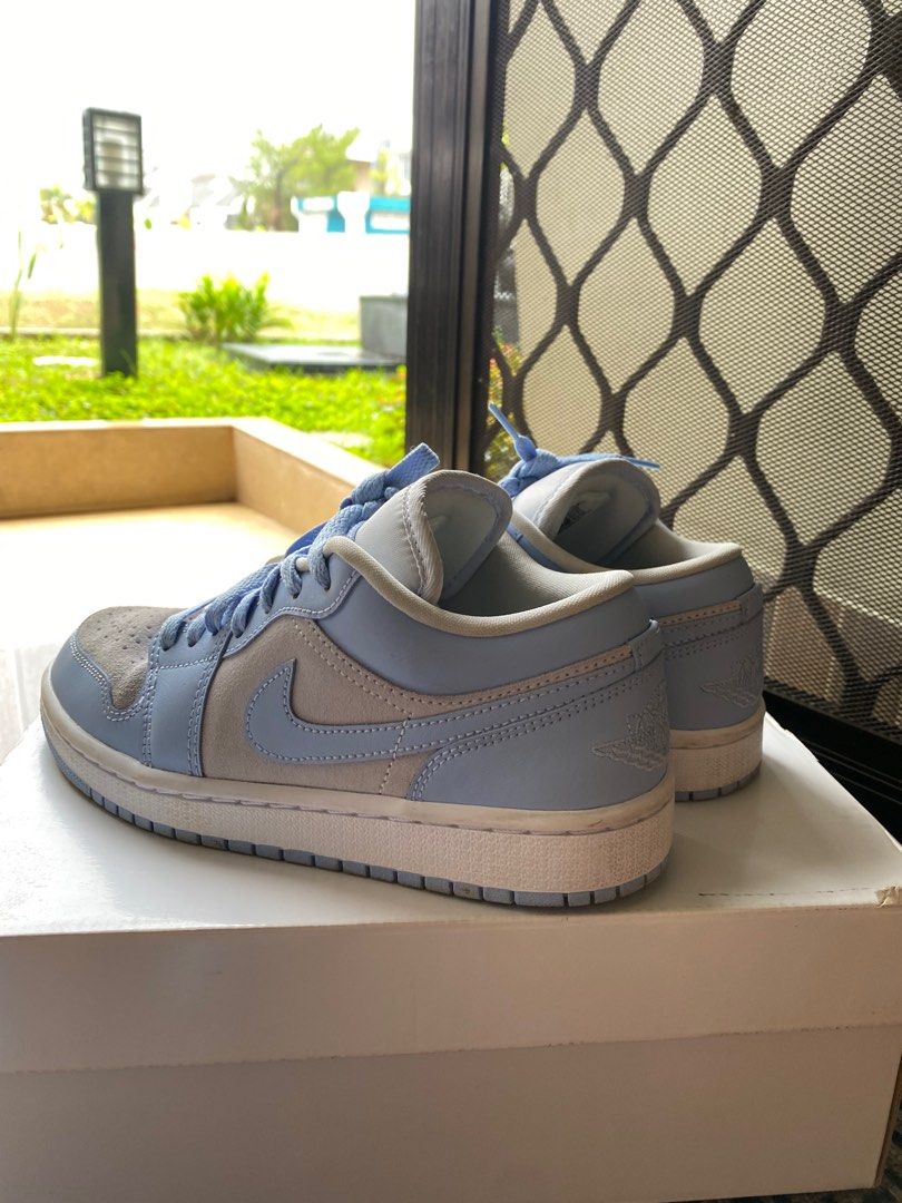WMNS AIR JORDAN LOW UNIVERSITY BLUE, Fesyen Wanita, Sepatu di