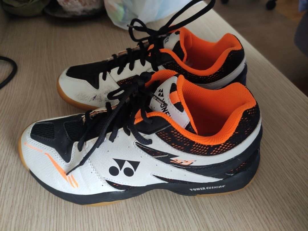 Yonex power cushion 55 hotsell