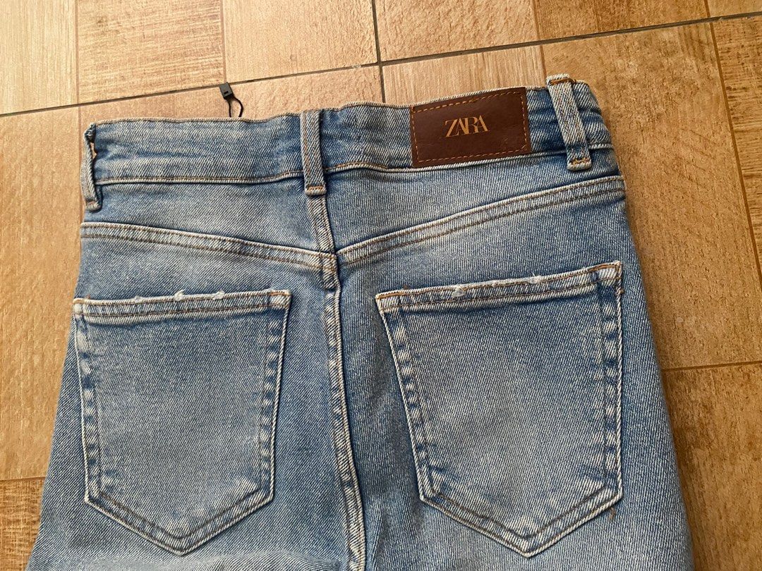 Zara skinny jeans (Category: Jeans) located in Naga. Submitted by empr_ (Listing ID 1291916878, Image 3). Description: Zara skinny jeans. Used once only. Perfect fit xs-s. .
