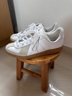 （分類：）位於 。 由 onetwoothreee 提交（商品編號 1296177496，圖片 1）。簡介： 。