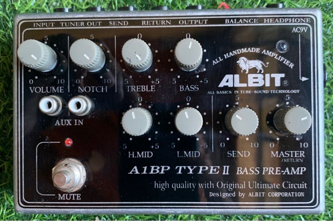 Albit A1BP Type II Bass Pre-Amp, Hobbies & Toys, Music & Media